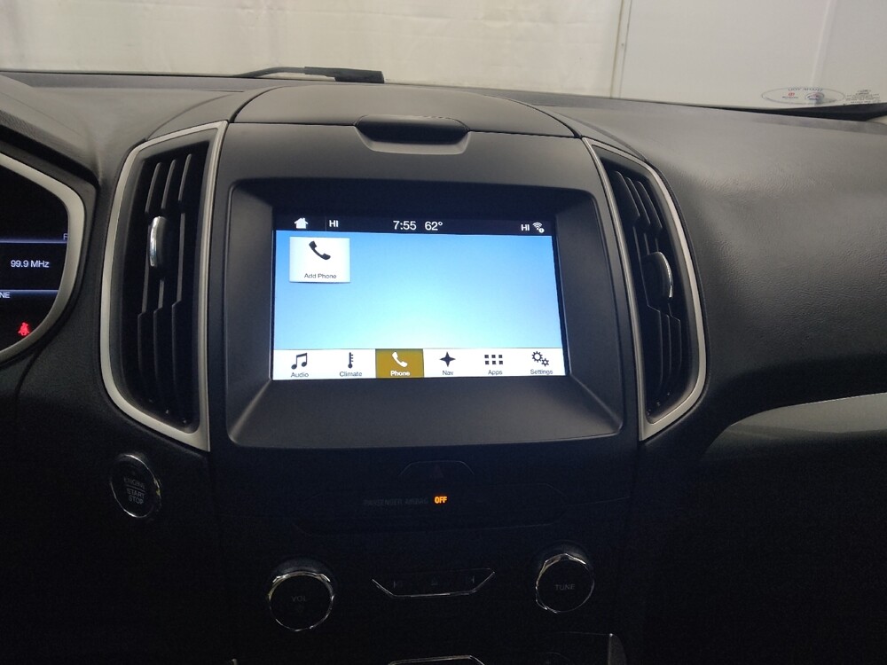 2017 Ford Edge in St. Louis, MO 63125 - 18081528 25