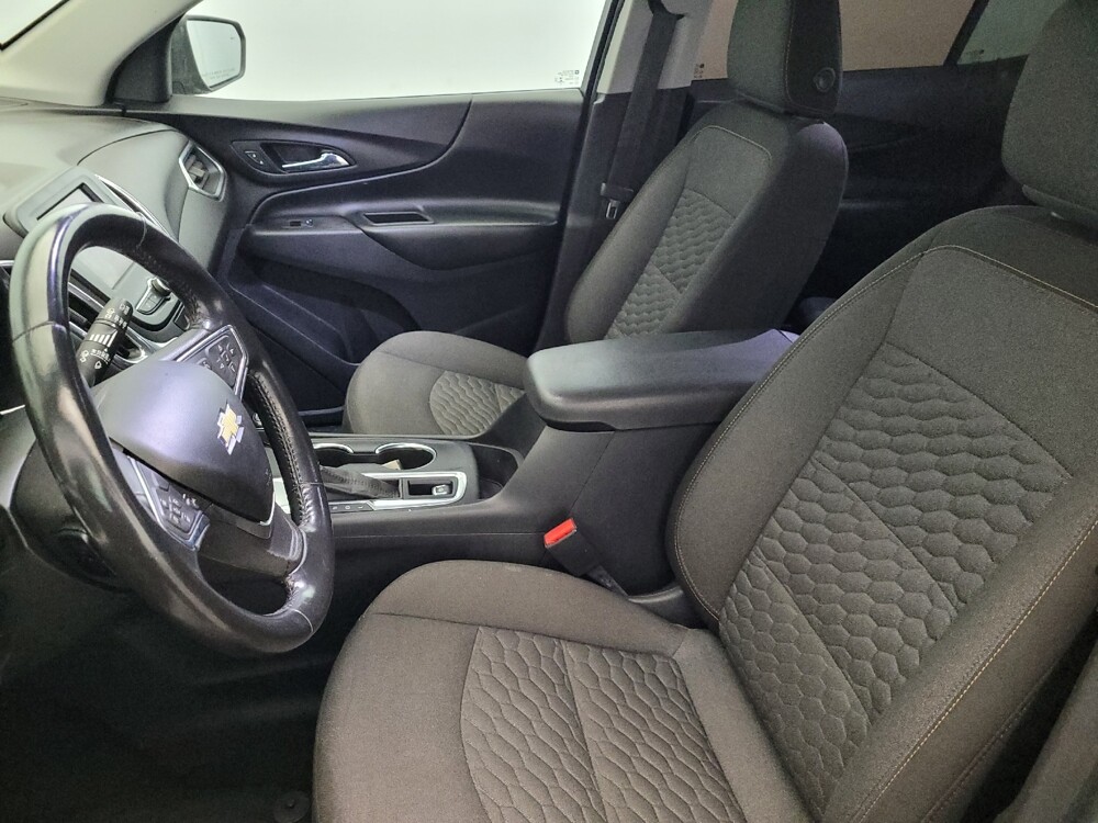 2020 Chevrolet Equinox in Plymouth Meeting, PA 19462 - 18081533 17