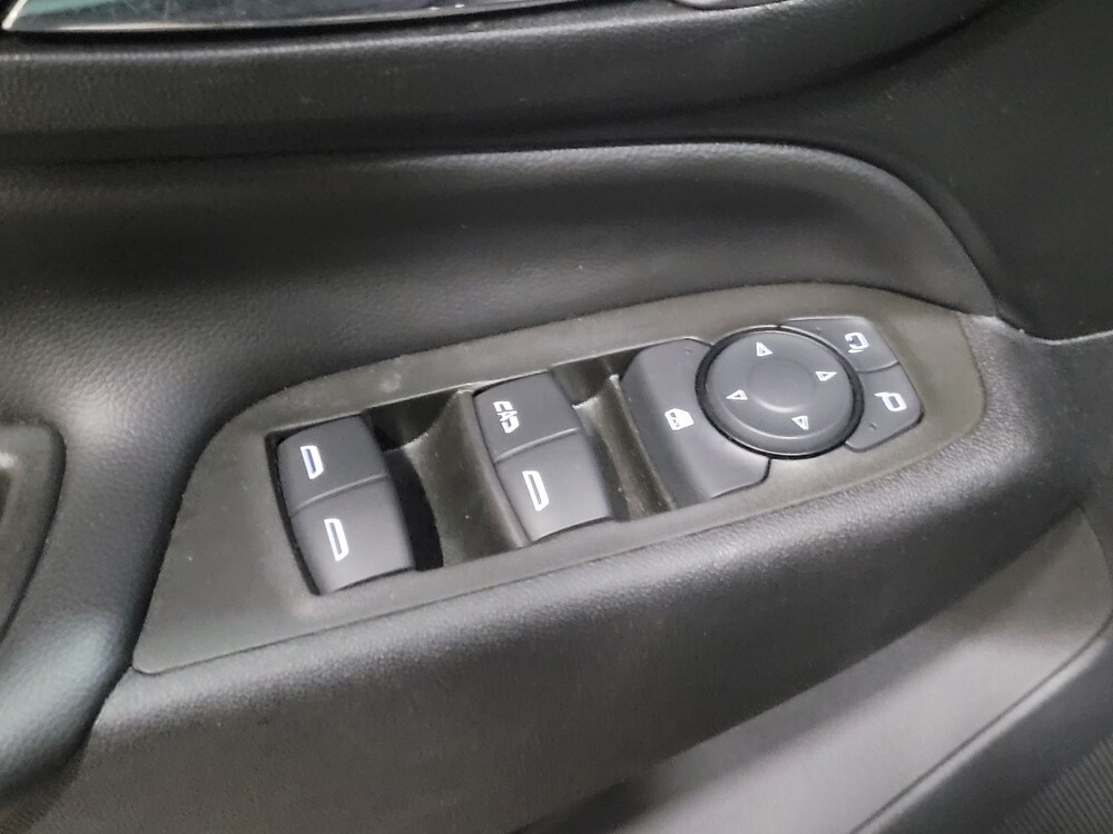 2020 Chevrolet Equinox in Plymouth Meeting, PA 19462 - 18081533 27