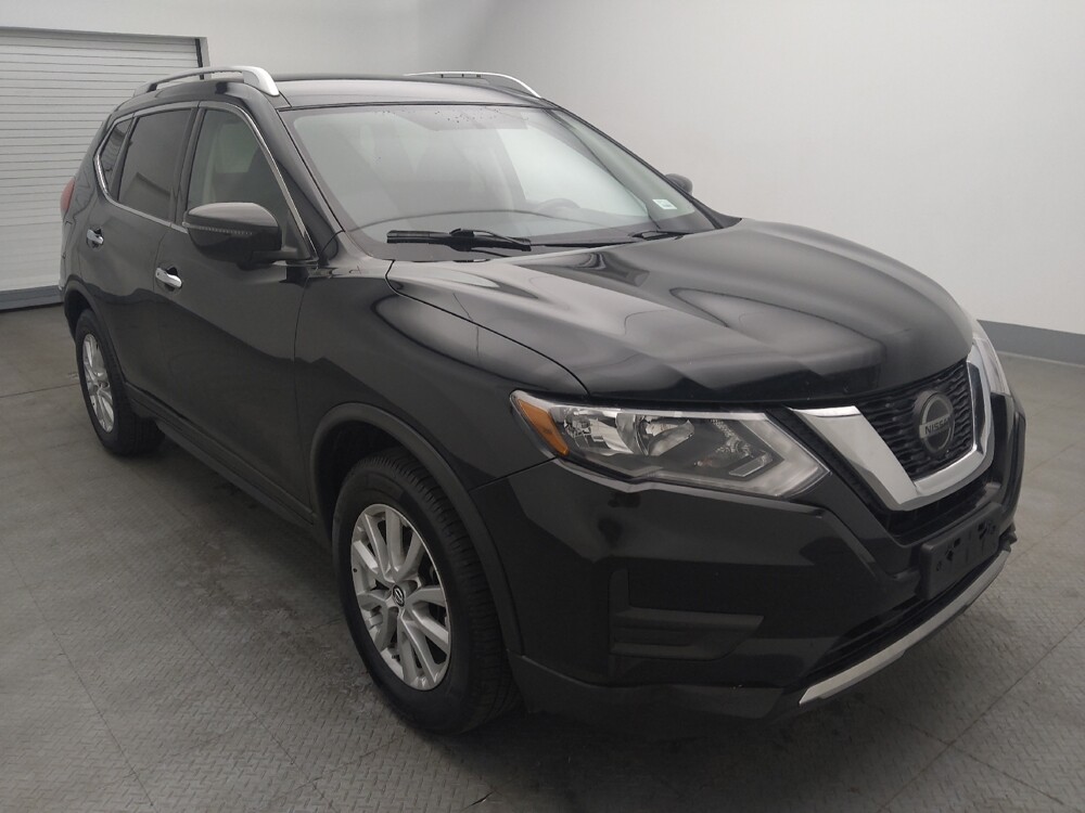 2018 Nissan Rogue in Wichita, KS 67207 - 18081561 13