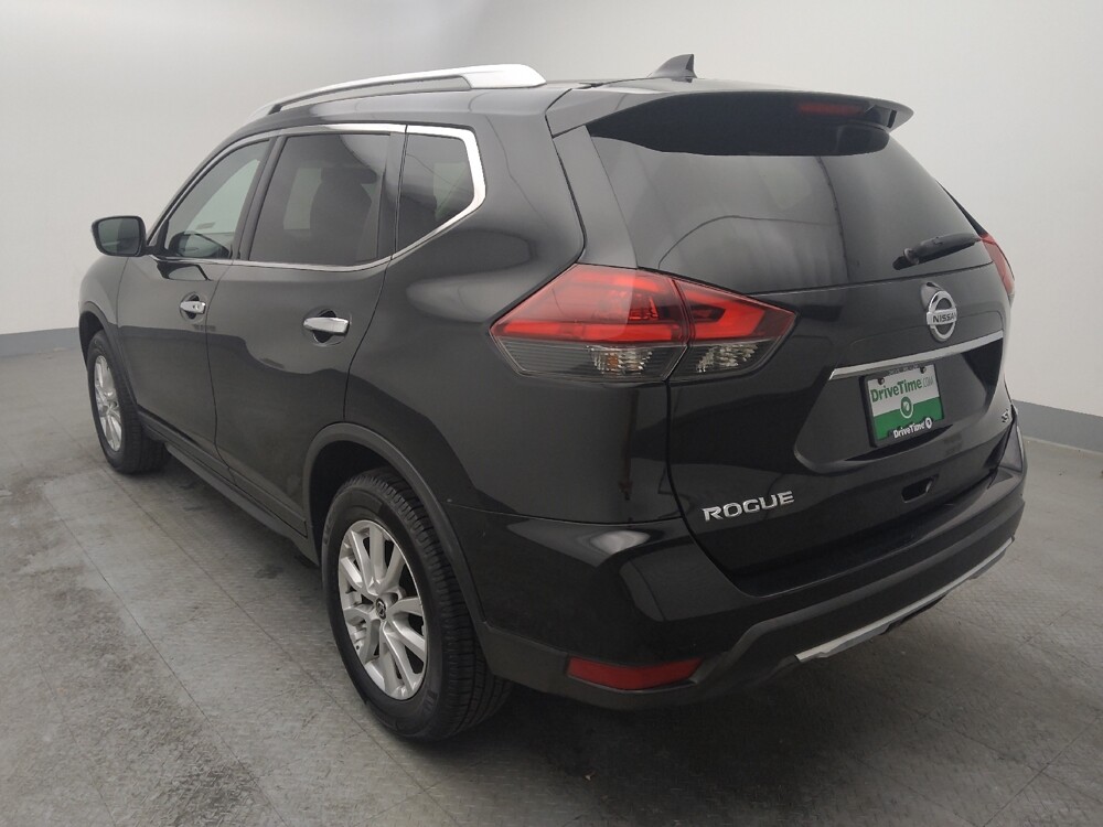 2018 Nissan Rogue in Wichita, KS 67207 - 18081561 5