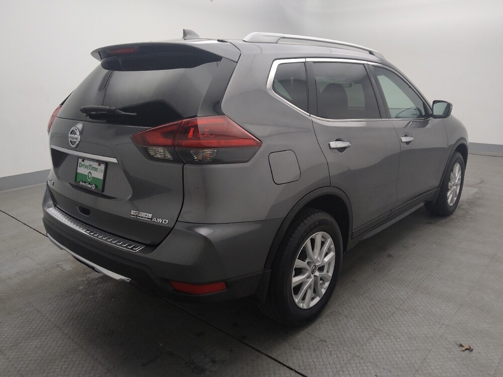 2019 Nissan Rogue in Topeka, KS 66611 - 18081564 9