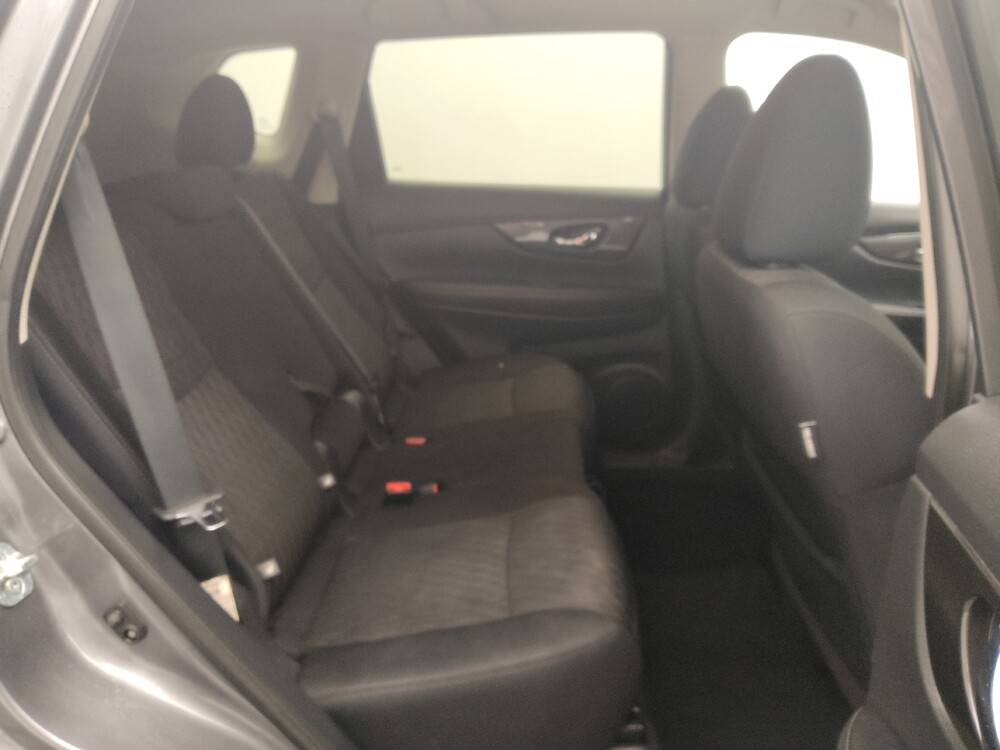 2019 Nissan Rogue in Topeka, KS 66611 - 18081564 19