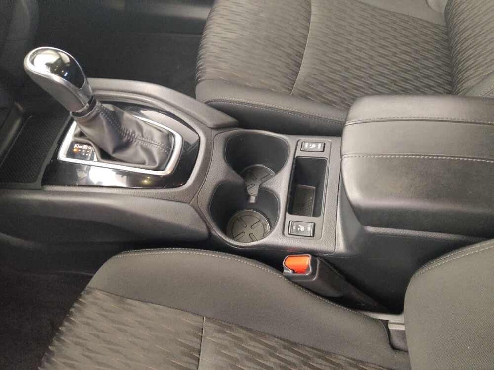 2019 Nissan Rogue in Topeka, KS 66611 - 18081564 26