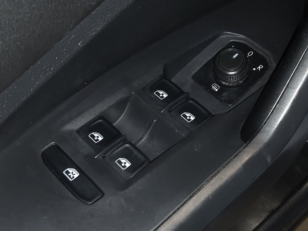 2019 Volkswagen Jetta in Savannah, GA 31419 - 18081573 27