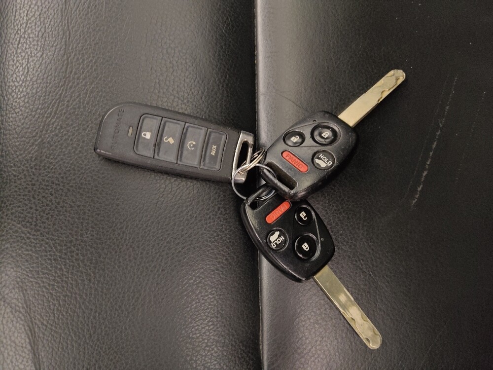 2015 Honda Pilot in Wichita, KS 67207 - 18081580 32