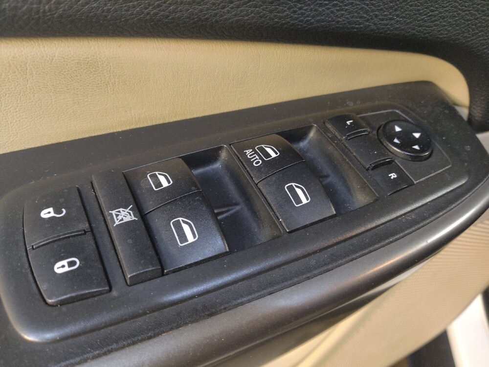 2019 Jeep Cherokee in Charlotte, NC 28273 - 18081600 27