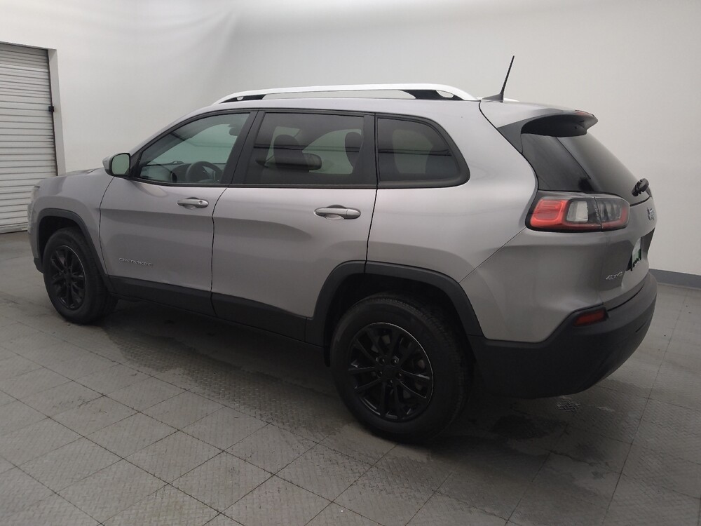 2020 Jeep Cherokee in Houston, TX 77074 - 18081602 3