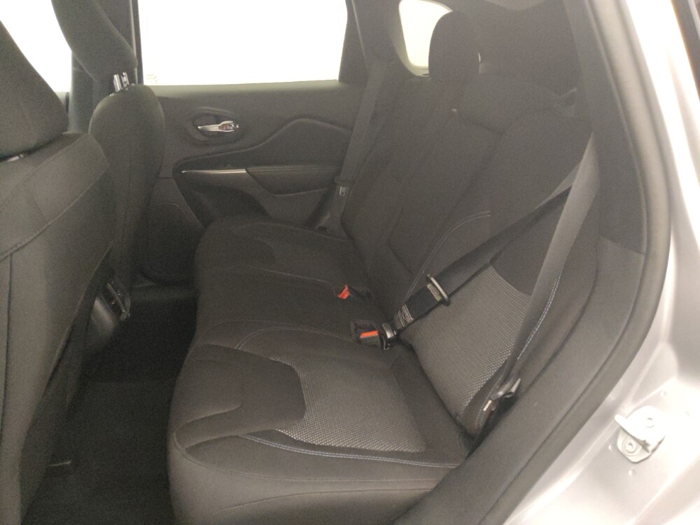 2020 Jeep Cherokee in Houston, TX 77074 - 18081602 18