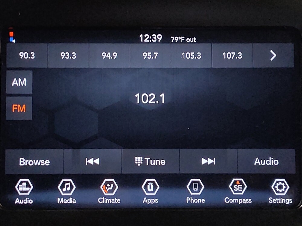 2020 Jeep Cherokee in Houston, TX 77074 - 18081602 25