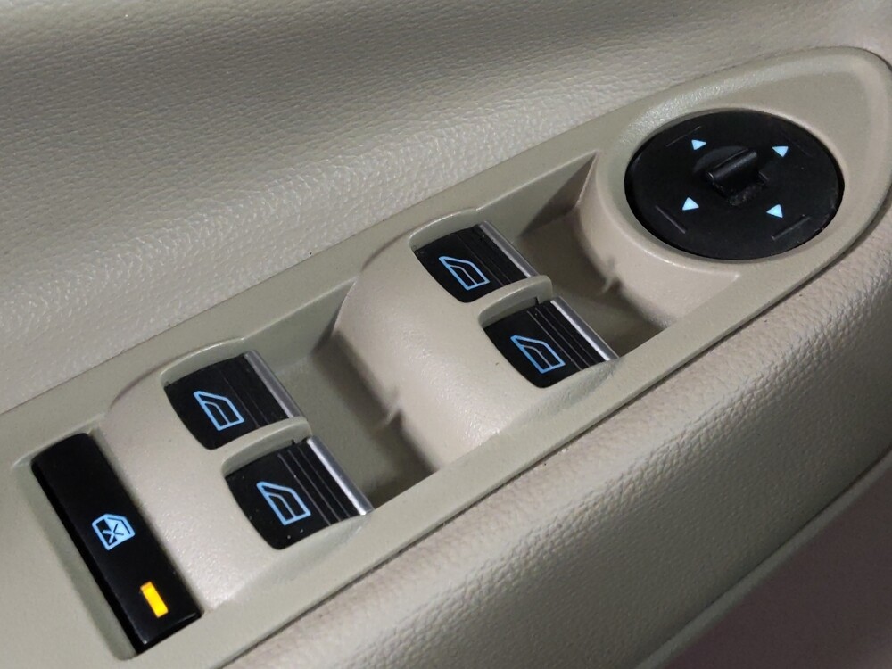 2017 Ford Escape in Houston, TX 77074 - 18081612 27