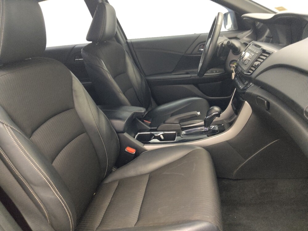 2017 Honda Accord in Mobile, AL 36606 - 18081634 21