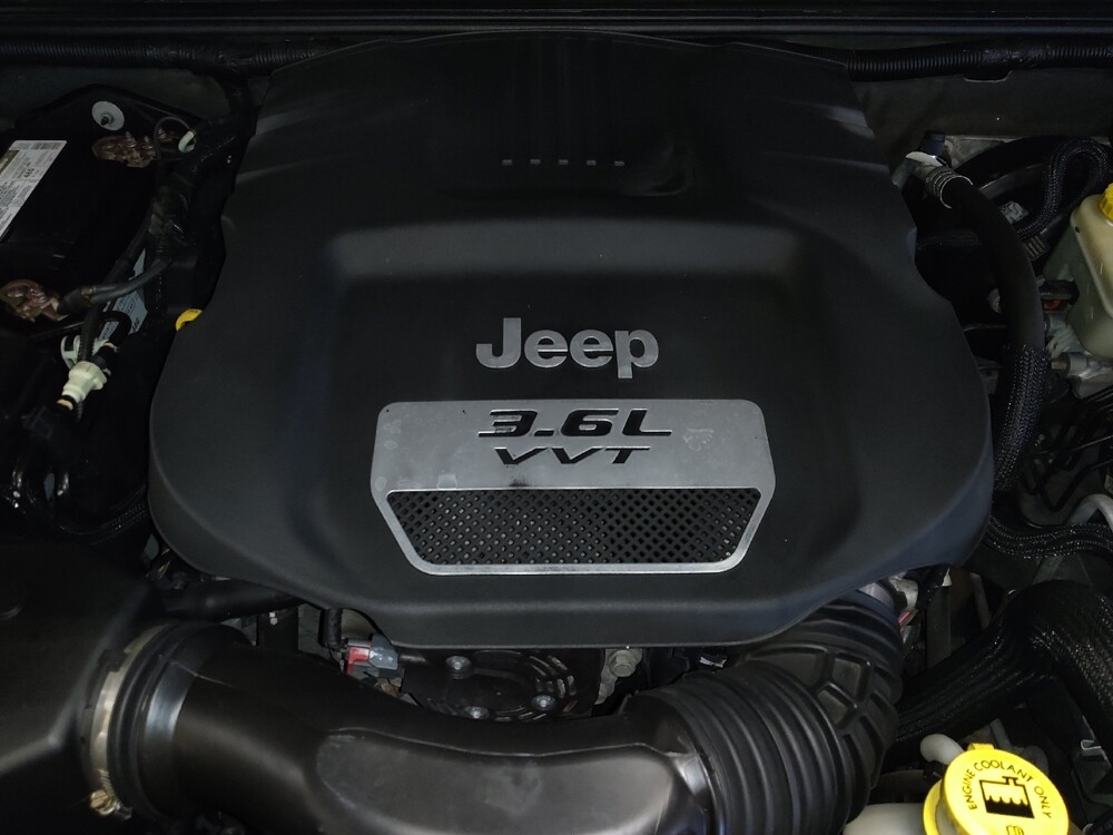 2013 Jeep Wrangler in West Palm Beach, FL 33409 - 18081635 30
