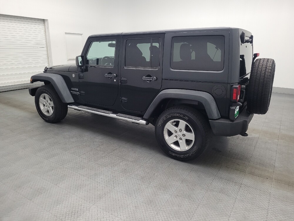 2013 Jeep Wrangler in West Palm Beach, FL 33409 - 18081635 3