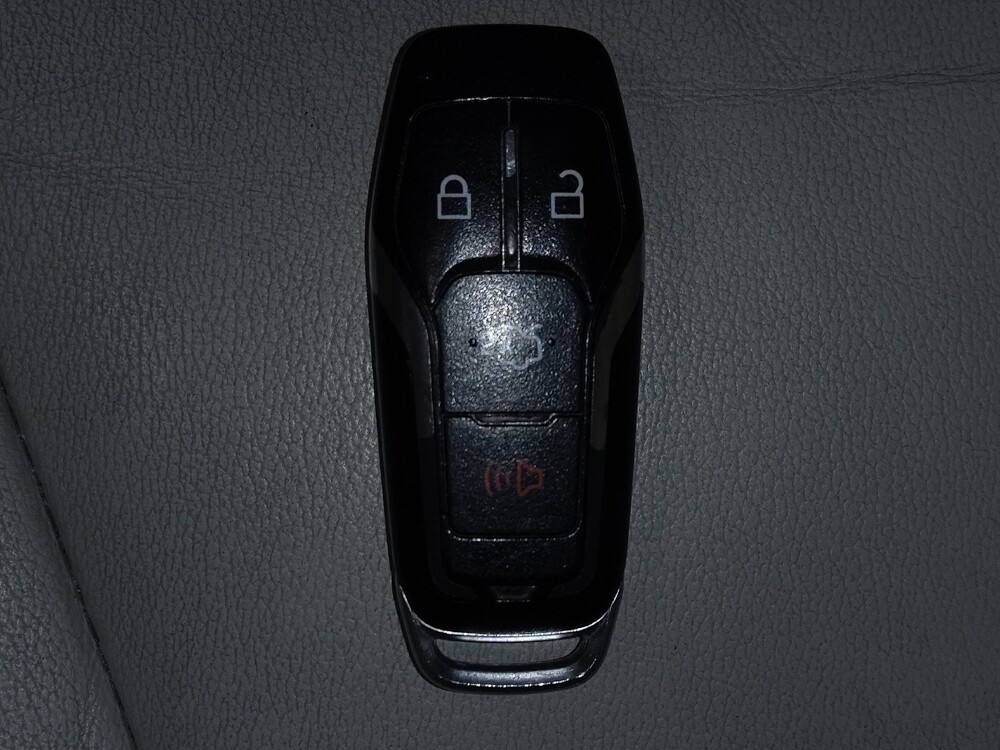 2016 Ford Edge in Charleston, SC 29414 - 18081639 32