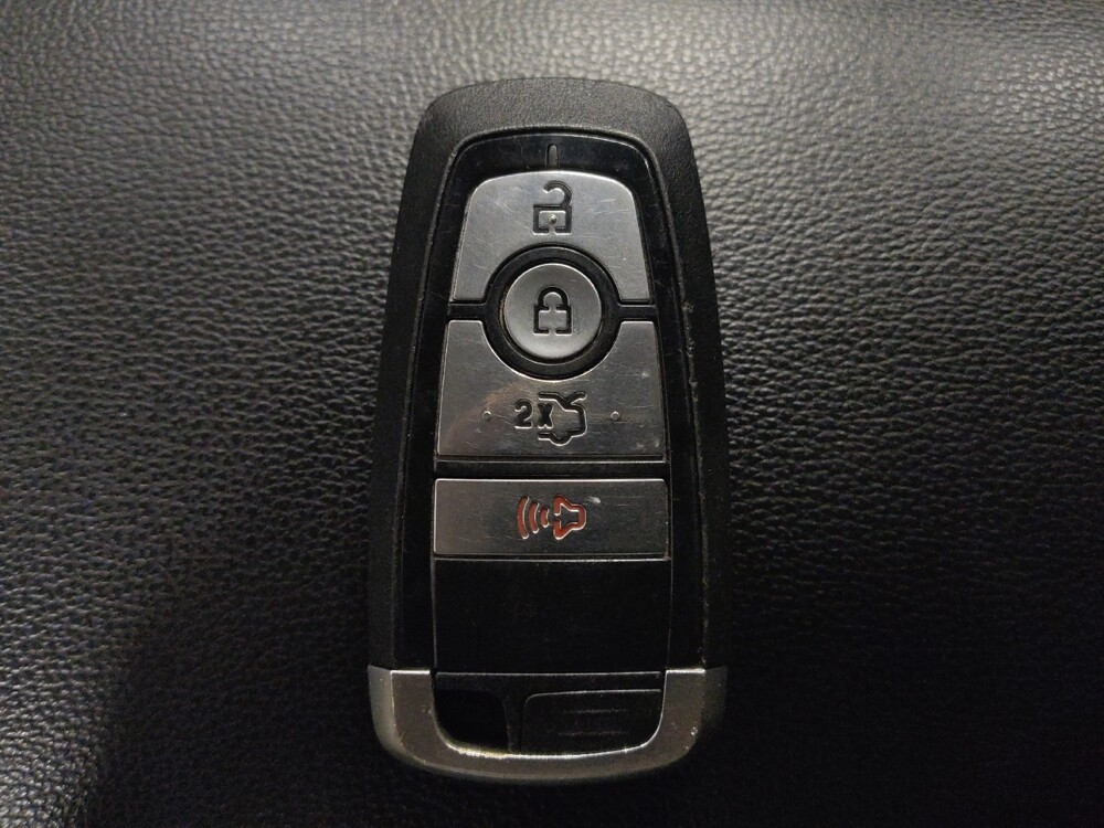 2020 Ford Fusion in Live Oak, TX 78233 - 18081642 32