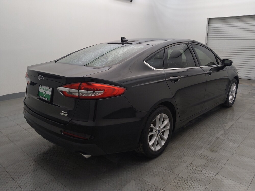 2020 Ford Fusion in Live Oak, TX 78233 - 18081642 9