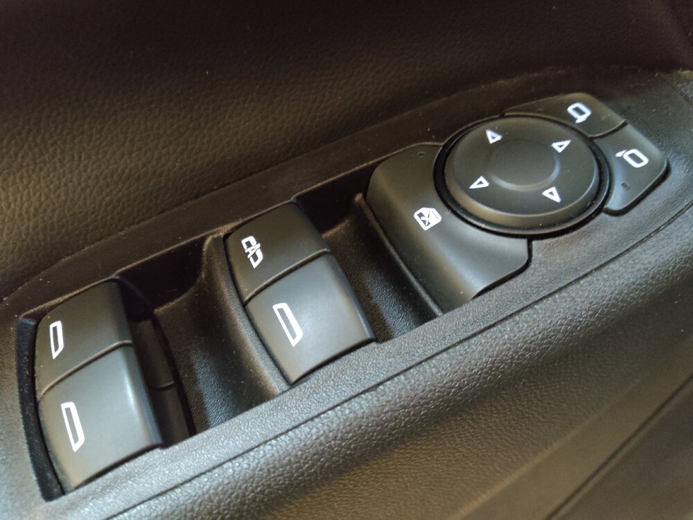 2019 Chevrolet Equinox in Greensboro, NC 27407 - 18081650 27