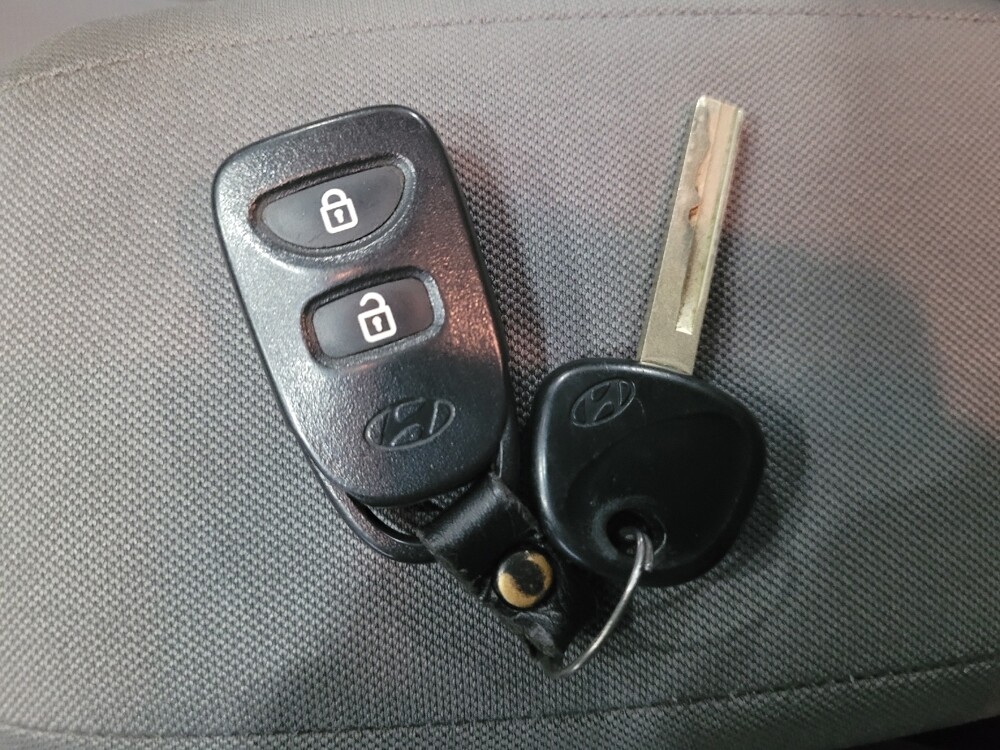 2015 Hyundai Accent in Laurel, MD 20724 - 18081657 32