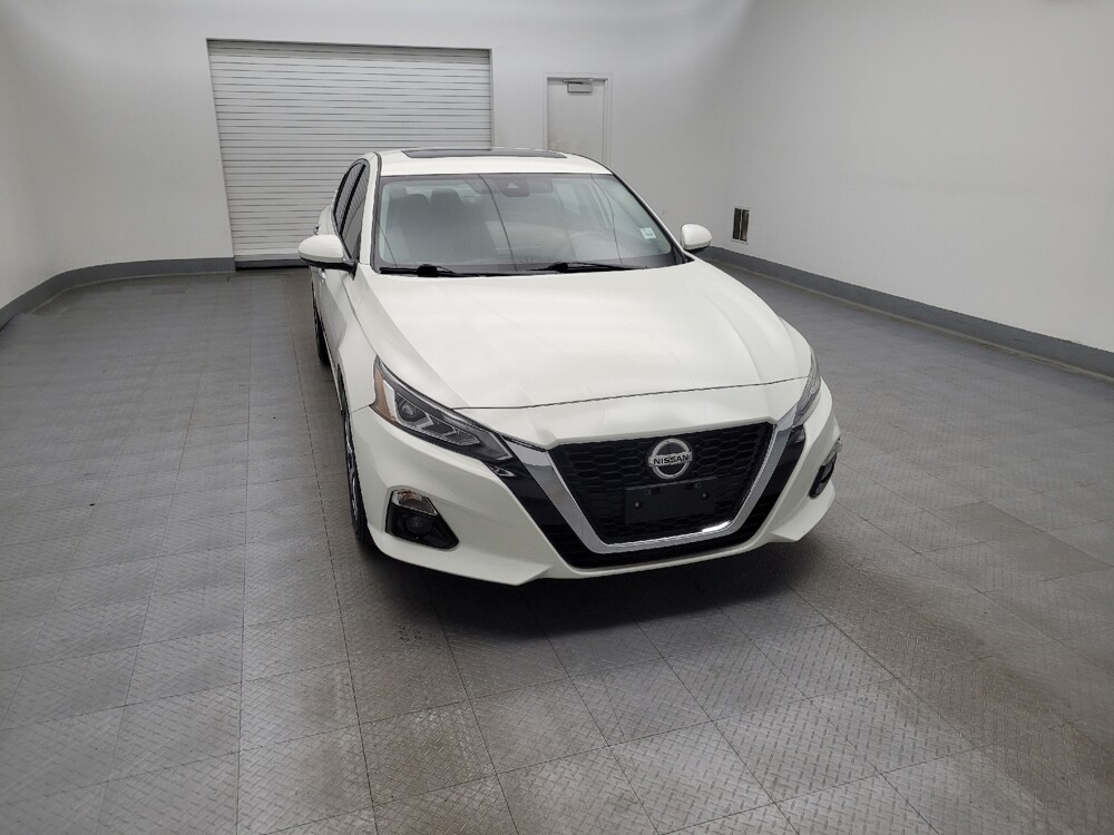 2019 Nissan Altima in Columbus, OH 43228 - 18081662 14