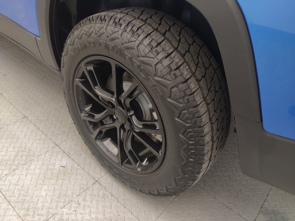 2018 Jeep Cherokee in Houston, TX 77034 - 18081671 31