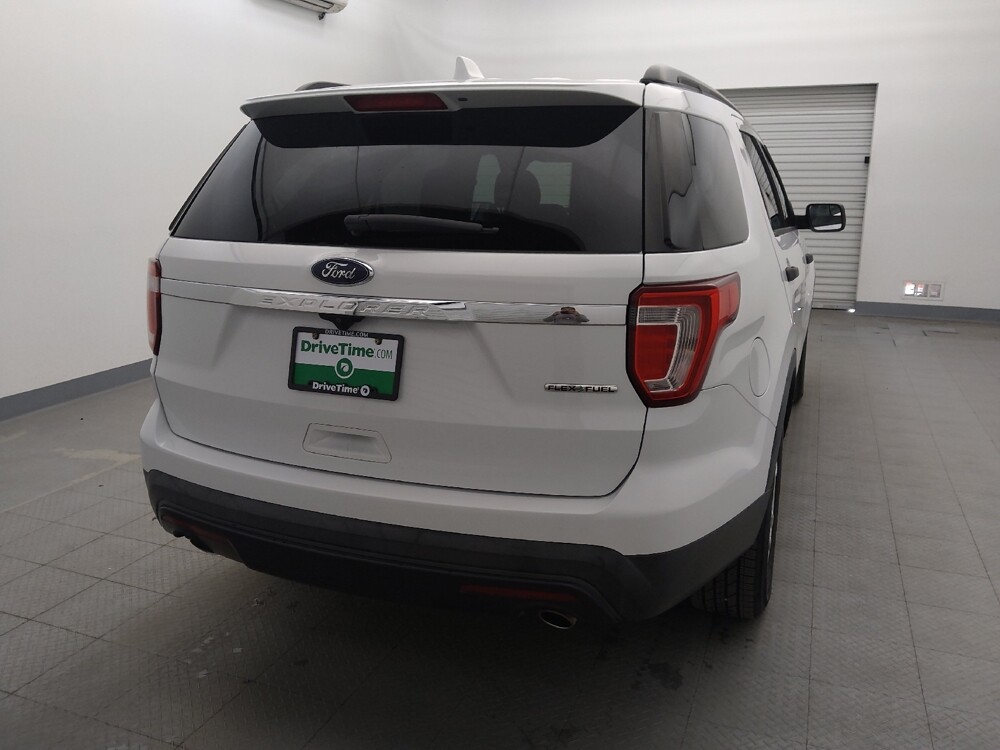 2016 Ford Explorer in Houston, TX 77034 - 18081701 7