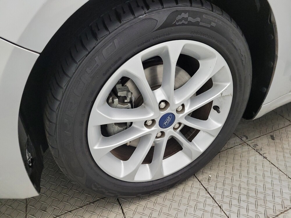 2019 Ford Fusion in Glendale, AZ 85301 - 18081726 31