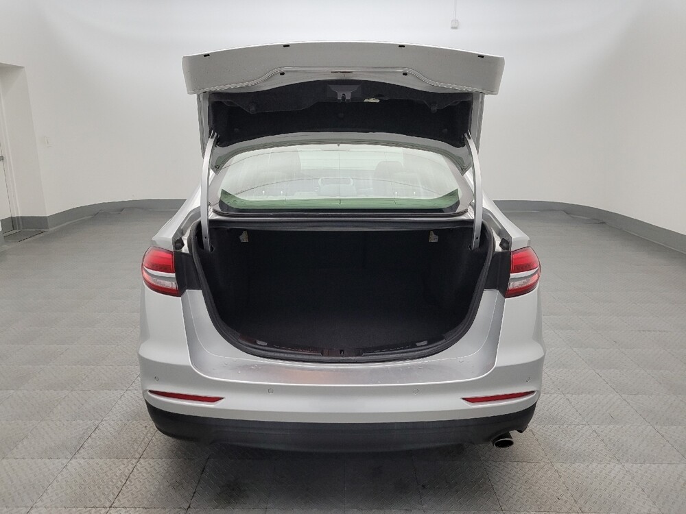 2019 Ford Fusion in Glendale, AZ 85301 - 18081726 29