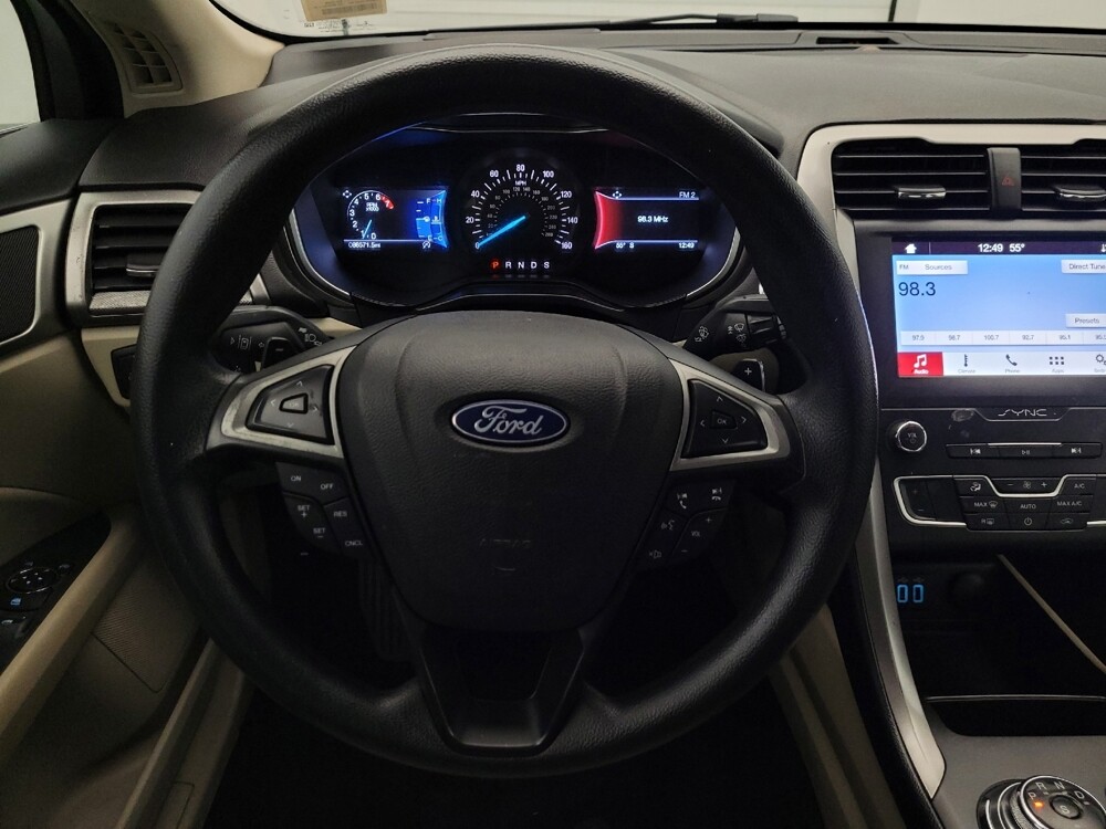 2019 Ford Fusion in Glendale, AZ 85301 - 18081726 22