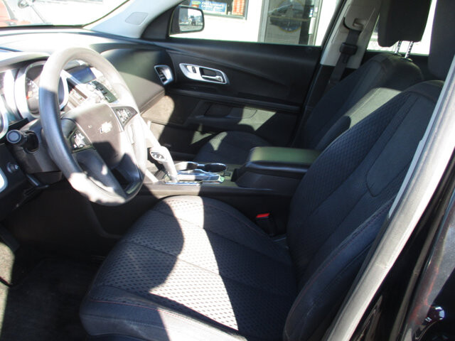 2015 Chevrolet Equinox in Oak Grove, MO 64075 - 18081730 9