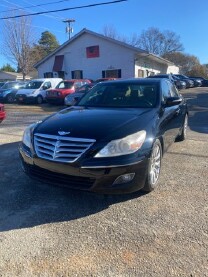 2010 Hyundai Genesis in Flowery Branch, GA 30542