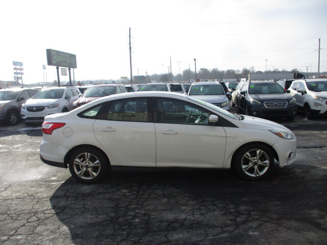 2014 Ford Focus in Oak Grove, MO 64075 - 18081761 4