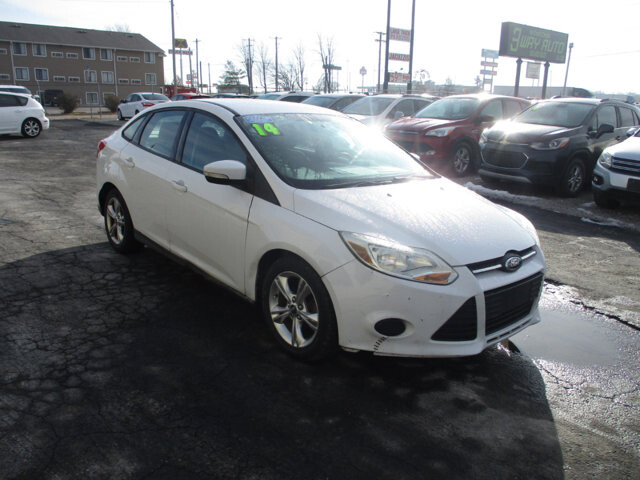 2014 Ford Focus in Oak Grove, MO 64075 - 18081761 3