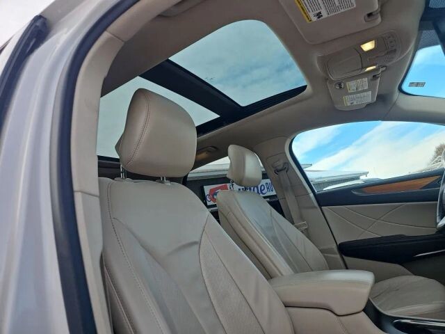 2017 Lincoln MKC in Wadena, MN 56482 - 18081779 32