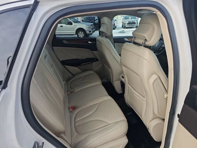 2017 Lincoln MKC in Wadena, MN 56482 - 18081779 33