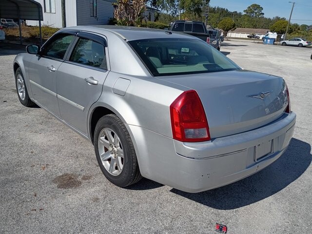 2007 Chrysler 300 in Hudson, FL 34669 - 18081790 6