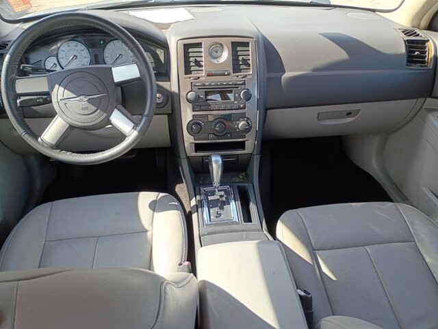 2007 Chrysler 300 in Hudson, FL 34669 - 18081790 12