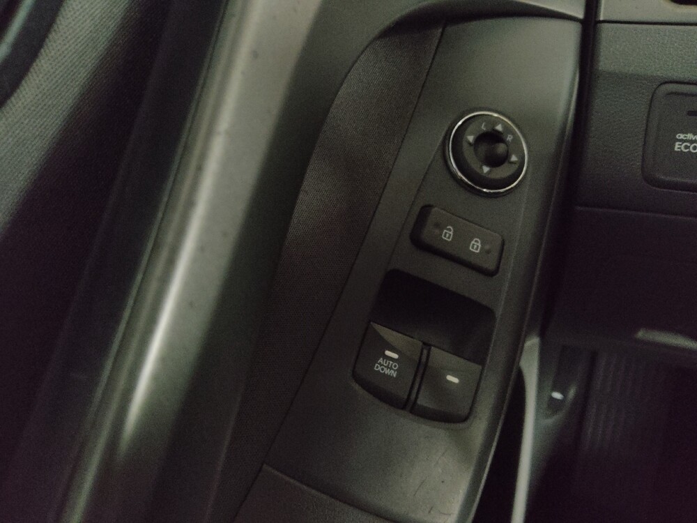 2013 Hyundai Elantra Coupe in Chattanooga, TN 37421 - 18081802 27