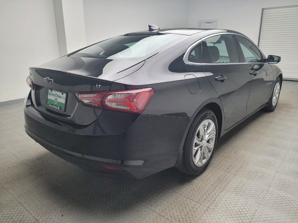 2022 Chevrolet Malibu in Eastpointe, MI 48021 - 18081824 9