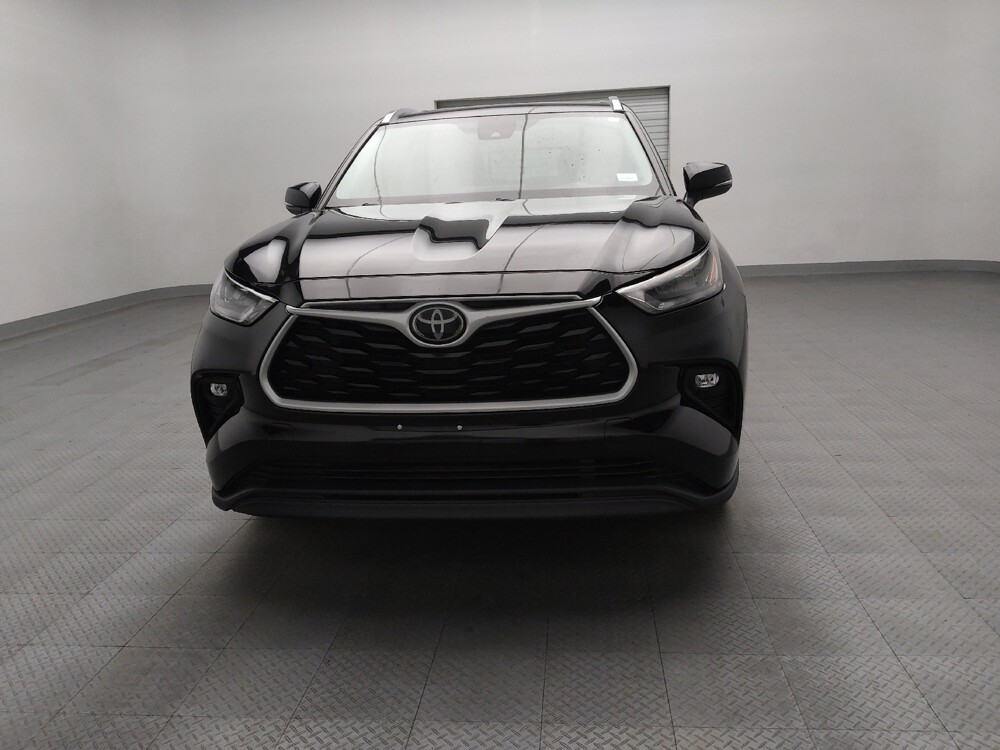 2020 Toyota Highlander in Tulsa, OK 74145 - 18081839 15