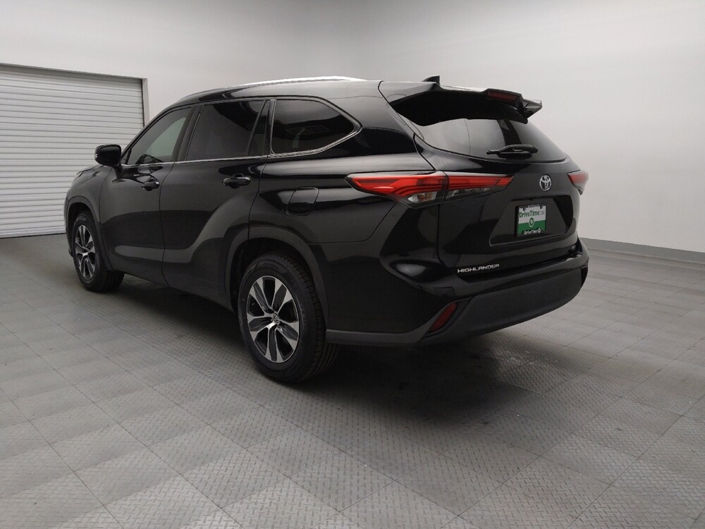 2020 Toyota Highlander in Tulsa, OK 74145 - 18081839 5