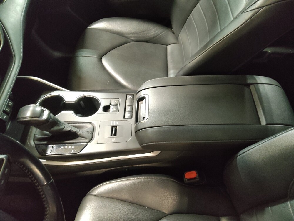 2020 Toyota Highlander in Tulsa, OK 74145 - 18081839 26