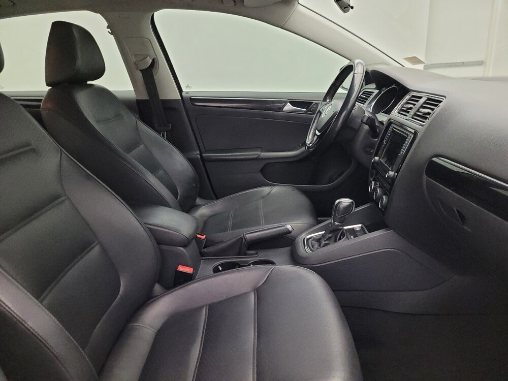 2017 Volkswagen Jetta in Glendale, AZ 85301 - 18081844 21