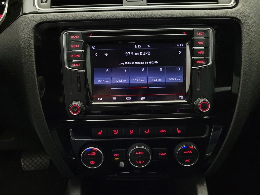 2017 Volkswagen Jetta in Glendale, AZ 85301 - 18081844 25