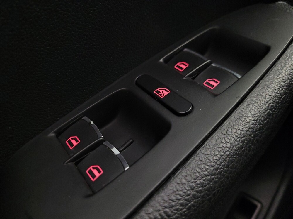 2017 Volkswagen Jetta in Glendale, AZ 85301 - 18081844 27