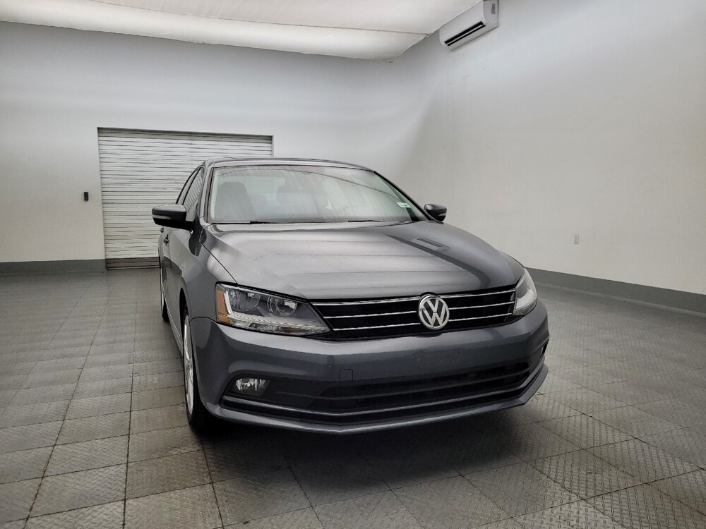 2017 Volkswagen Jetta in Glendale, AZ 85301 - 18081844 14