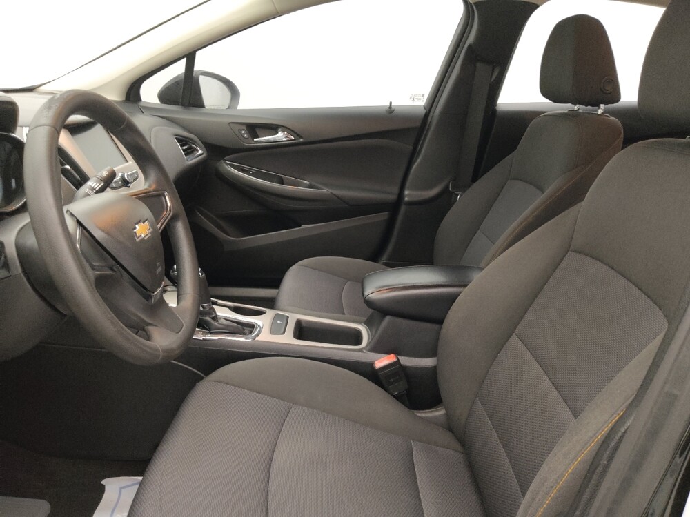 2018 Chevrolet Cruze in Bradenton, FL 34207 - 18081852 17