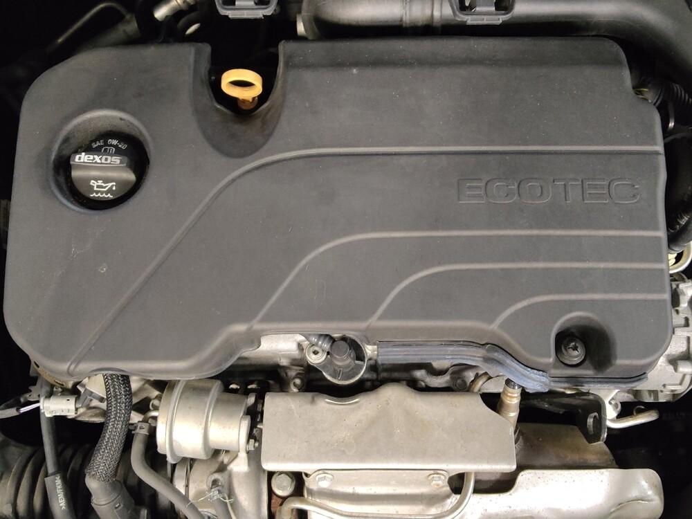 2018 Chevrolet Cruze in Bradenton, FL 34207 - 18081852 30