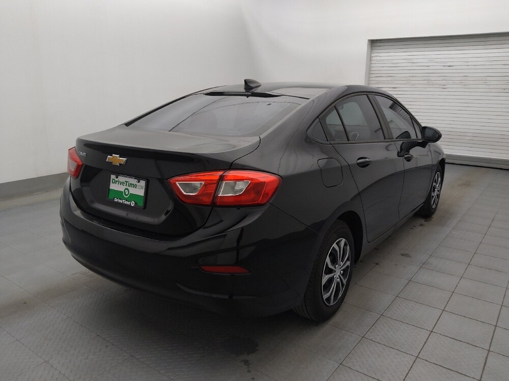 2018 Chevrolet Cruze in Bradenton, FL 34207 - 18081852 9