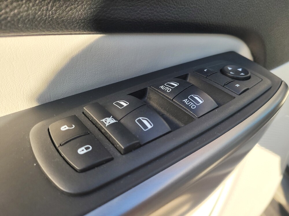 2021 Jeep Cherokee in Clearwater, FL 33764 - 18081856 27